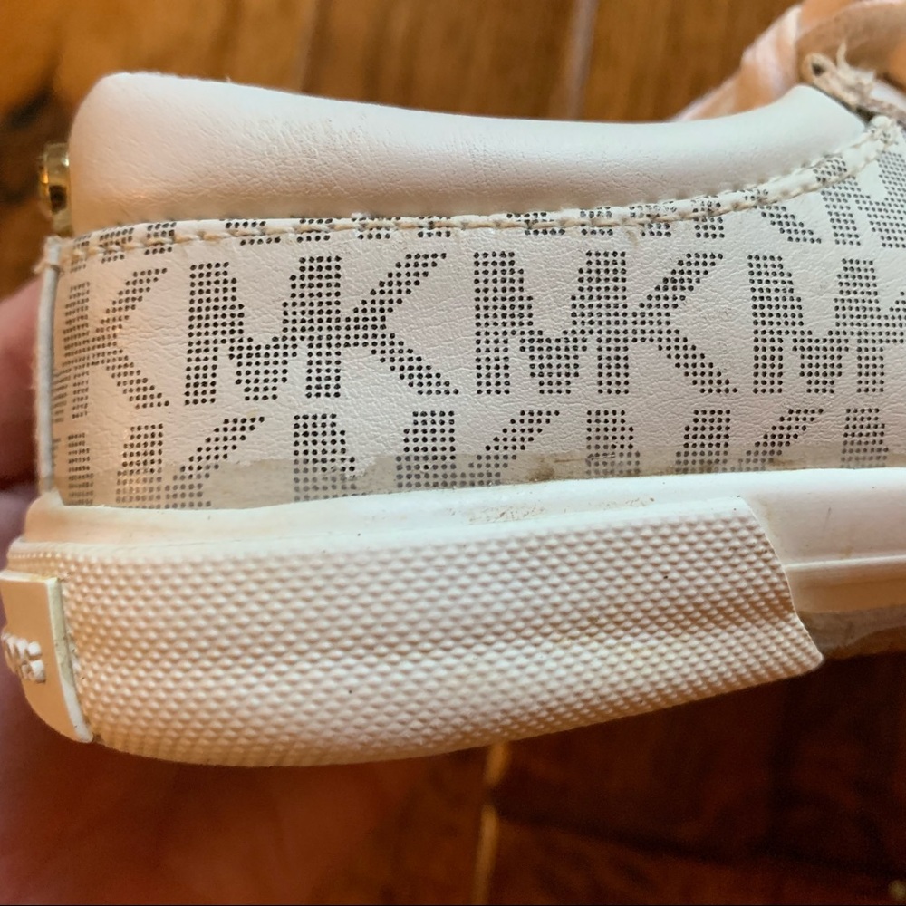 Michael Michael Kors | Ivory/White Sneakers | 11c - Picture 4 of 13